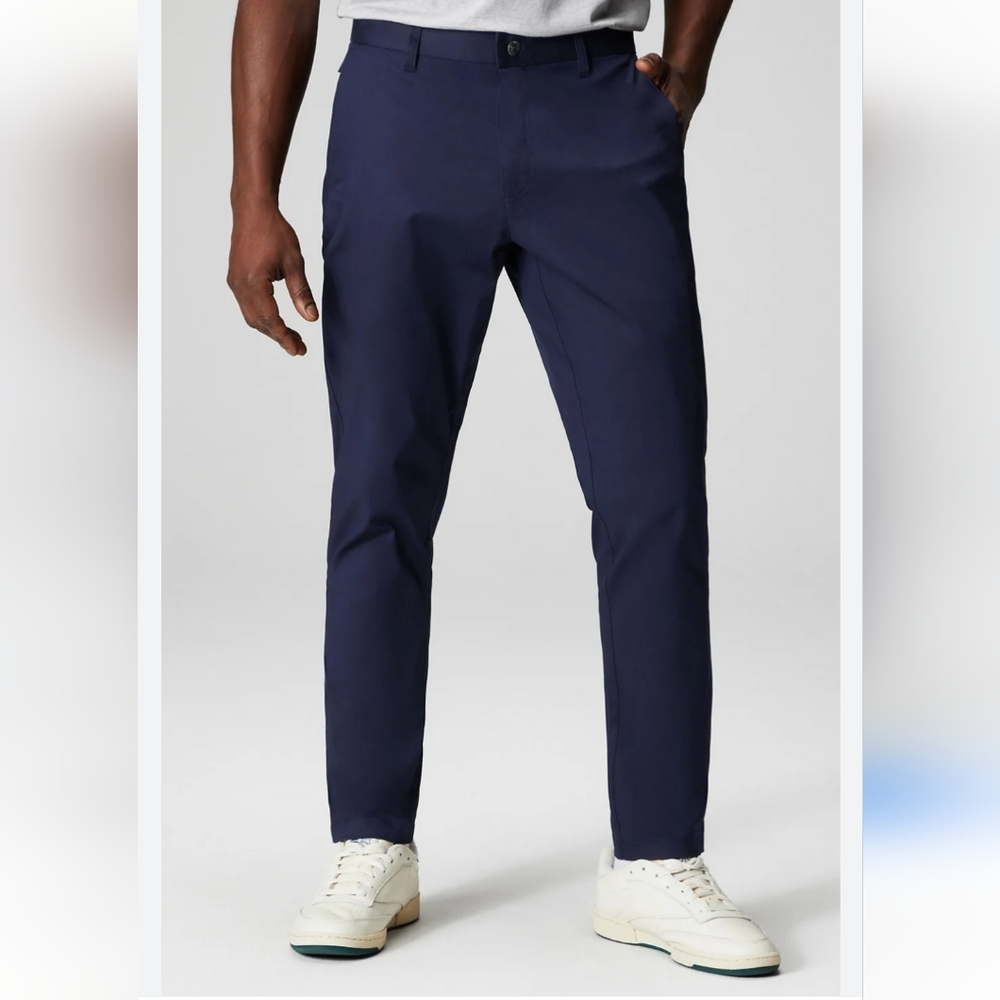 NWT Fabletics Men's High Side Chino Pants Blue 32x32 34x32 $95 MSRP Casual - Picture 1 of 9